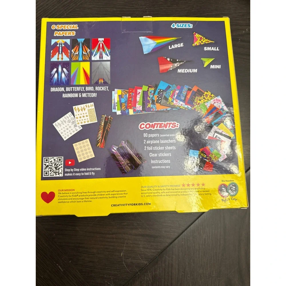 Creativity for Kids Stunt Squadron Paper Airplanes Kit 80 Planes 2 Launchers‎